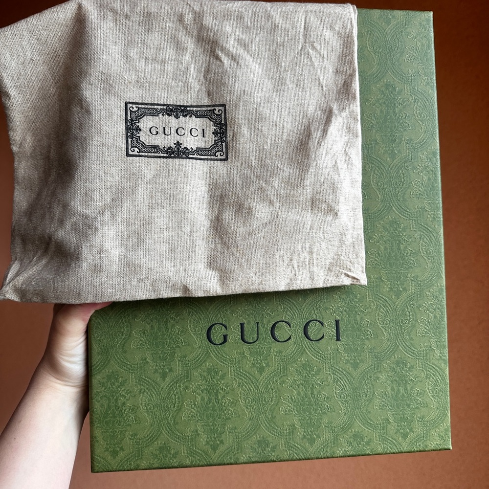 Gucci Green Box with Dust Bag